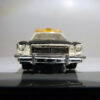COCHE DE POLICIA AÑOS 70 A ESCALA 1/64 APROX. VISTA FRONTAL.