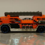 CAMION DE BOMBEROS NUEVO A ESCALA APROXIMADA 1/64.