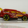 COCHE DE BOMBEROS NUEVO A ESCALA APROXIMADA 1/64.