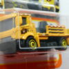 CAMION NUEVO A ESCALA APROXIMADA 1/64. VISTA FRONTAL.