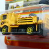 CAMION NUEVO A ESCALA APROXIMADA 1/64. VISTA TRASERA.