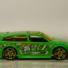 COCHE DE SEGUNDA MANO A ESCALA APROXIMADA 1/64.