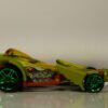COCHE DE SEGUNDA MANO A ESCALA APROXIMADA 1/64.