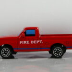 RANCHERA DE BOMBEROS NUEVA A ESCALA APROXIMADA 1/64.