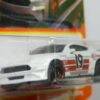 COCHE DEPORTIVO NUEVO A ESCALA APROXIMADA 1/64. VISTA FRONTAL.