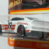COCHE DEPORTIVO NUEVO A ESCALA APROXIMADA 1/64. VISTA TRASERA.