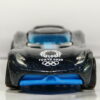 COCHE DEPORTIVO OLIMPICO DE SEGUNDA MANO A ESCALA APROXIMADA 1/64. VISTA FRONTAL.