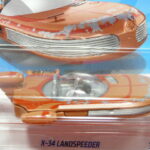 VEHICULO NUEVO A ESCALA APROXIMADA 1/64.