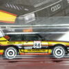 COCHE CLASICO NUEVO A ESCALA APROXIMADA 1/64.