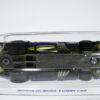 COCHE DE CARRERAS NUEVO A ESCALA APROXIMADA 1/64. VISTA INFERIOR.