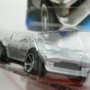 COCHE DEPORTIVO ROADSTER NUEVO A ESCALA APROXIMADA 1/64. VISTA FRONTAL.