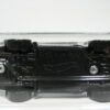 COCHE DEPORTIVO ROADSTER NUEVO A ESCALA APROXIMADA 1/64. VISTA INFERIOR.