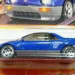 COCHE CLASICO DE DEPORTIVO NUEVO A ESCALA APROXIMADA 1/64.