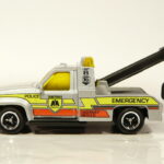 GRUA DE LA POLICIA NUEVA SIN CAJA A ESCALA APROXIMADA 1/72.