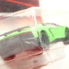 COCHE DEPORTIVO ROADSTER NUEVO A ESCALA APROXIMADA 1/64. VISTA TRASERA.
