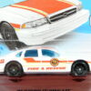 COCHE DE BOMBEROS NUEVO A ESCALA APROXIMADA 1/64.