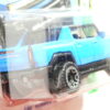 VEHICULO  TODOTERRENO 4X4 PICKUP ELECTRICO NUEVO A ESCALA APROXIMADA 1/64. VISTA TRASERA.