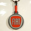 LLAVERO NUEVO DE GOMA Y METAL MARCA FIAT. VISTA FRONTAL.