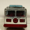 CAMION DE BOMBEROS DE SEGUNDA MANO CON ALGUNAS SEÑALES DE USO Y BUEN ESTADO GENERAL A ESCALA APROXIMADA 1/64. VISTA FRONTAL.