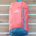 MOCHILA PEQUEÑA DE NYLON MULTIDEPORTE APTA PARA BICI, RUNNING, ETC.