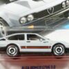 COCHE CLASICO DEPORTIVO NUEVO EN MINIATURA A ESCALA APROXIMADA 1/64.