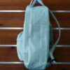 MOCHILA BOLSO MUY VERSATIL Y LIGERA. VISTA LATERAL.
