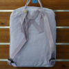 MOCHILA BOLSO MUY VERSATIL Y LIGERA. VISTA TRASERA.