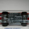 COCHE CLASICO DEPORTIVO NUEVO A ESCALA APROXIMADA 1/64. VISTA INFERIOR.