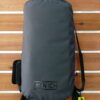 BOLSA DE DEPORTE TALLA UNICA MULTIUSO CONVERTIBLE EN BACKPACK .VISTA EXTERIOR MODO MOCHILA.