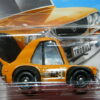 COCHE CLASICO DEPORTIVO EN VERSION TOONED NUEVO A ESCALA APROXIMADA 1/64.