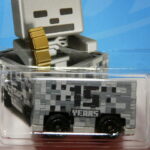 VEHICULO NUEVO A ESCALA APROXIMADA 1/64.