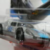 COCHE CLASICO DEPORTIVO COUPE NUEVO A ESCALA APROXIMADA 1/64. VISTA FRONTAL.