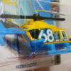 HELICOPTERO DE UN CANAL DE NOTICIAS NUEVO A ESCALA APROXIMADA 1/64. VISTA TRASERA.