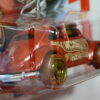 COCHE CLASICO NUEVO A ESCALA APROXIMADA 1/64. VISTA TRASERA.