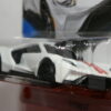 COCHE DEPORTIVO NUEVO A ESCALA APROXIMADA 1/64. VISTA FRONTAL.