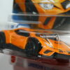 COCHE DEPORTIVO NUEVO A ESCALA APROXIMADA 1/64. VISTA FRONTAL.