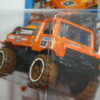 CAMION NUEVO A ESCALA APROXIMADA 1/64. VISTA FRONTAL.
