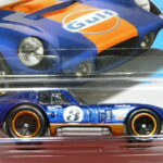 COCHE COUPE CLASICO DE CARRERAS NUEVO A ESCALA APROXIMADA 1/64.