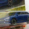 COCHE BERLINA FAMILIAR NUEVO A ESCALA APROXIMADA 1/64. VISTA FRONTAL.