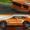 SUV NUEVO A ESCALA APROXIMADA 1/64.