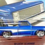 TODOTERRENO PICK UP NUEVO A ESCALA APROXIMADA 1/64.