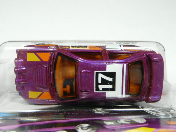 COCHE CLASICO DEPORTIVO NUEVO A ESCALA APROXIMADA 1/64. VISTA AEREA.