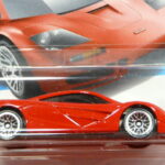 COCHE CLASICO DEPORTIVO COUPE NUEVO A ESCALA APROXIMADA 1/64.
