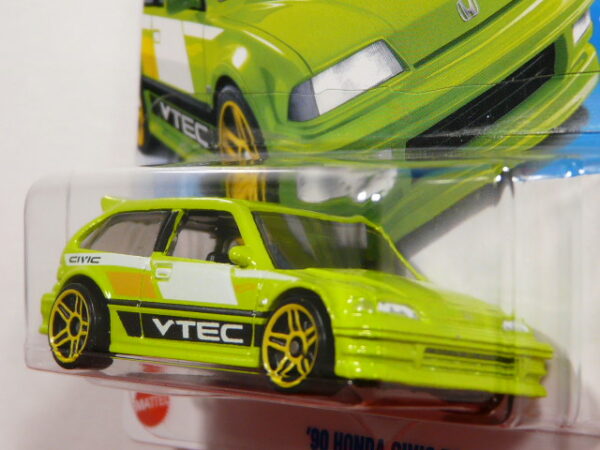 COCHE DEPORTIVO CLASICO NUEVO A ESCALA APROXIMADA 1/64. VISTA FRONTAL.