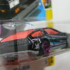 COCHE DEPORTIVO CLASICO NUEVO A ESCALA APROXIMADA 1/64. VISTA TRASERA.