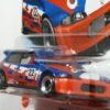 COCHE DEPORTIVO CLASICO CUSTOMIZADO NUEVO A ESCALA APROXIMADA 1/64. VISTA FRONTAL.