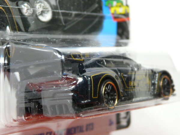 COCHE DEPORTIVO COUPE NUEVO A ESCALA APROXIMADA 1/64. VISTA TRASERA.