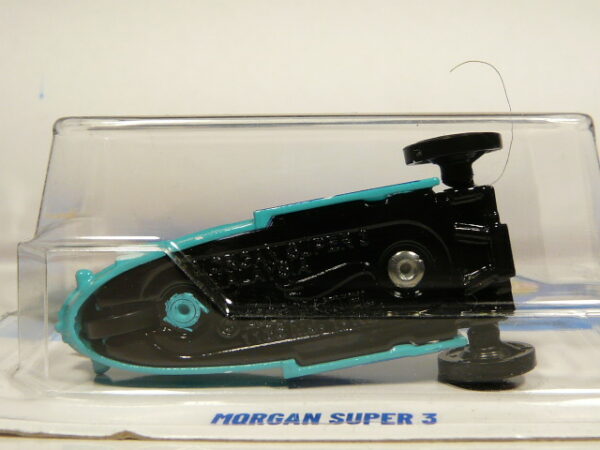 VEHICULO DE TRES RUEDAS NUEVO A ESCALA APROXIMADA 1/64. VISTA INFERIOR.