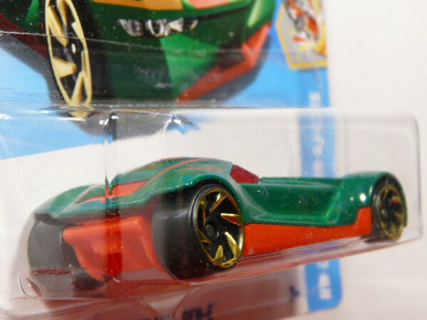 COCHE DE CARRERAS NUEVO A ESCALA APROXIMADA 1/64. VISTA TRASERA.