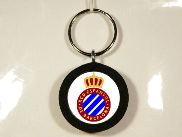 LLAVERO DE MADERA, GOMA Y METAL CON UN DISEÑO ÚNICO Y ORIGINAL.